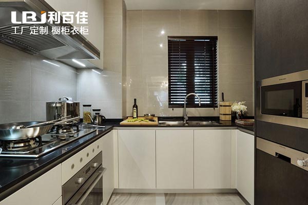 利百佳全屋定制|廚房裝修容易犯的低級錯誤，看看你“中槍”了沒？