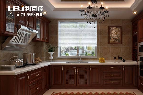見證：長(zhǎng)沙利百佳櫥柜品牌50年質(zhì)量承諾